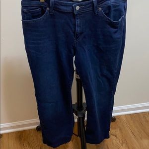 Woman’s blue jeans